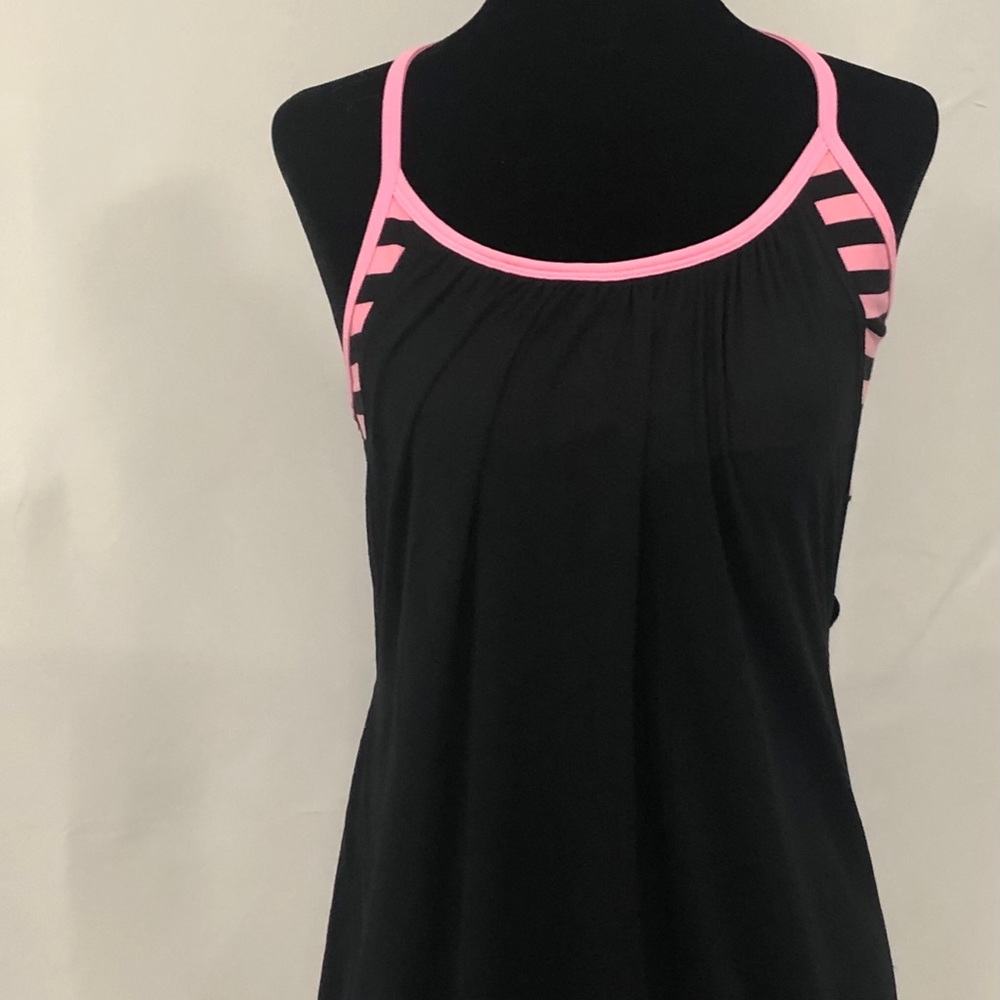 Lululemon No Limits Tank